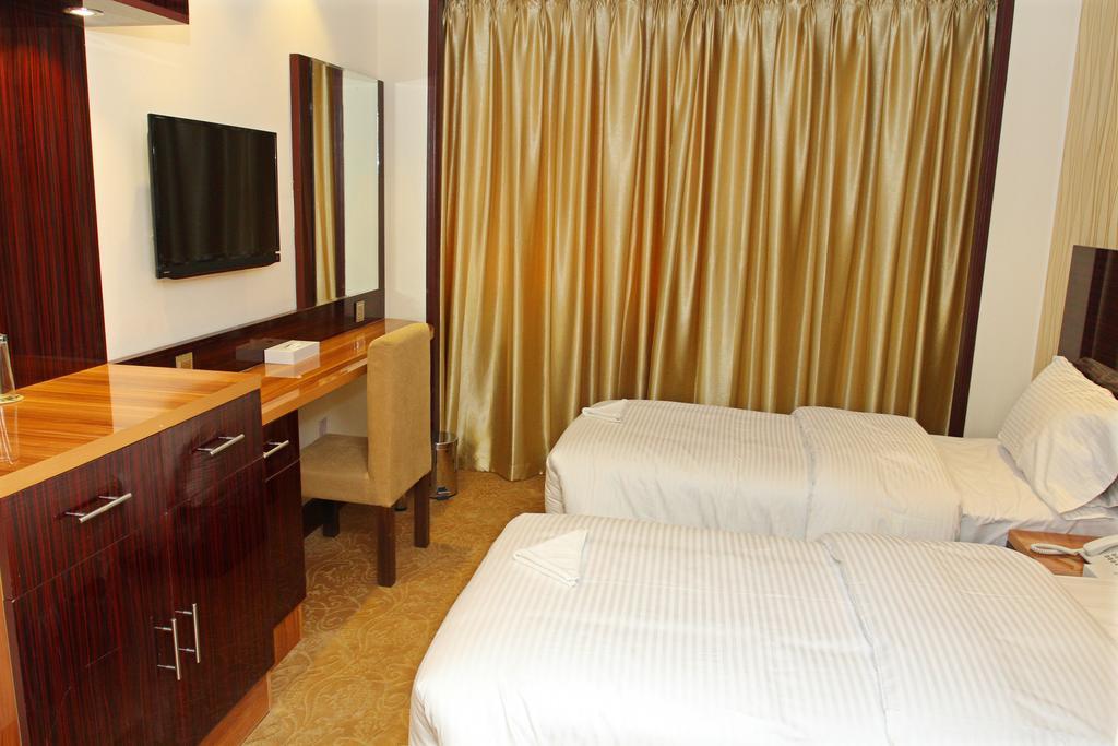 Fal Hotel L.L.C Dubai Kamer foto