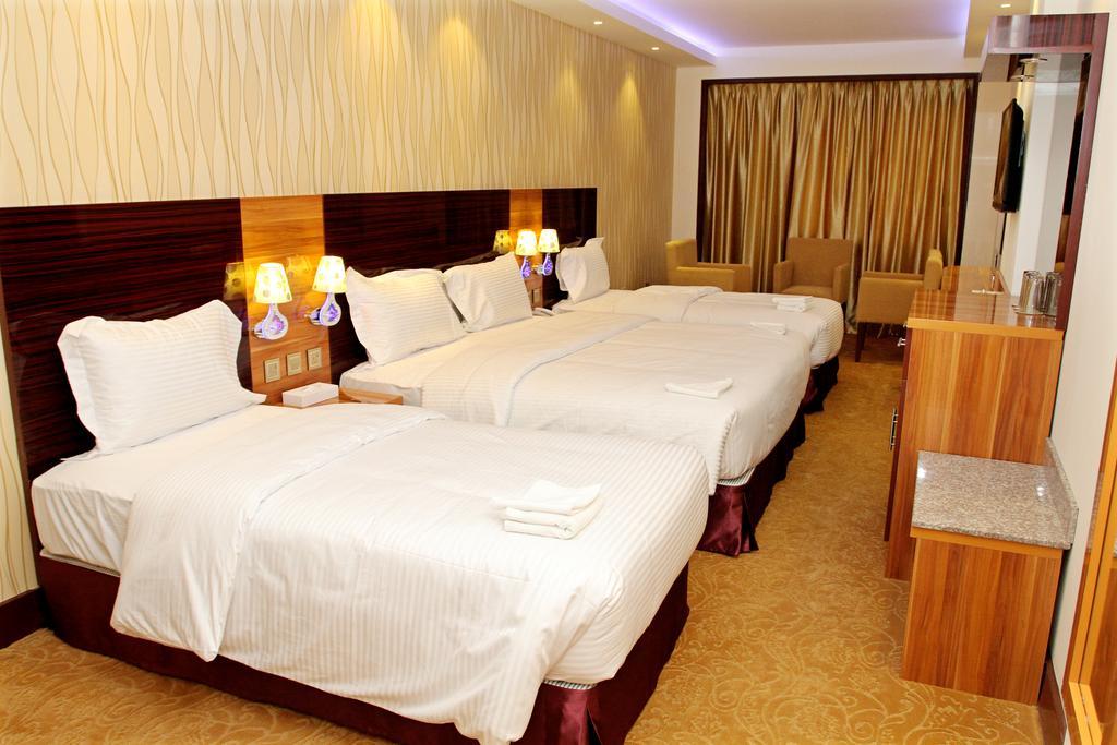 Fal Hotel L.L.C Dubai Kamer foto